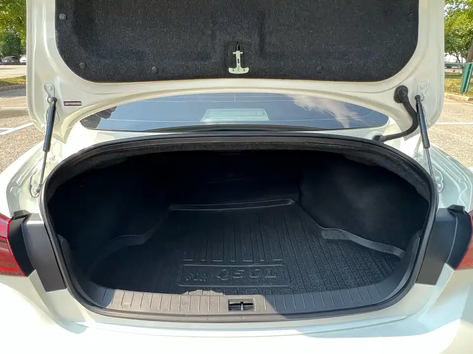 Infiniti Q50L Infiniti Q50L