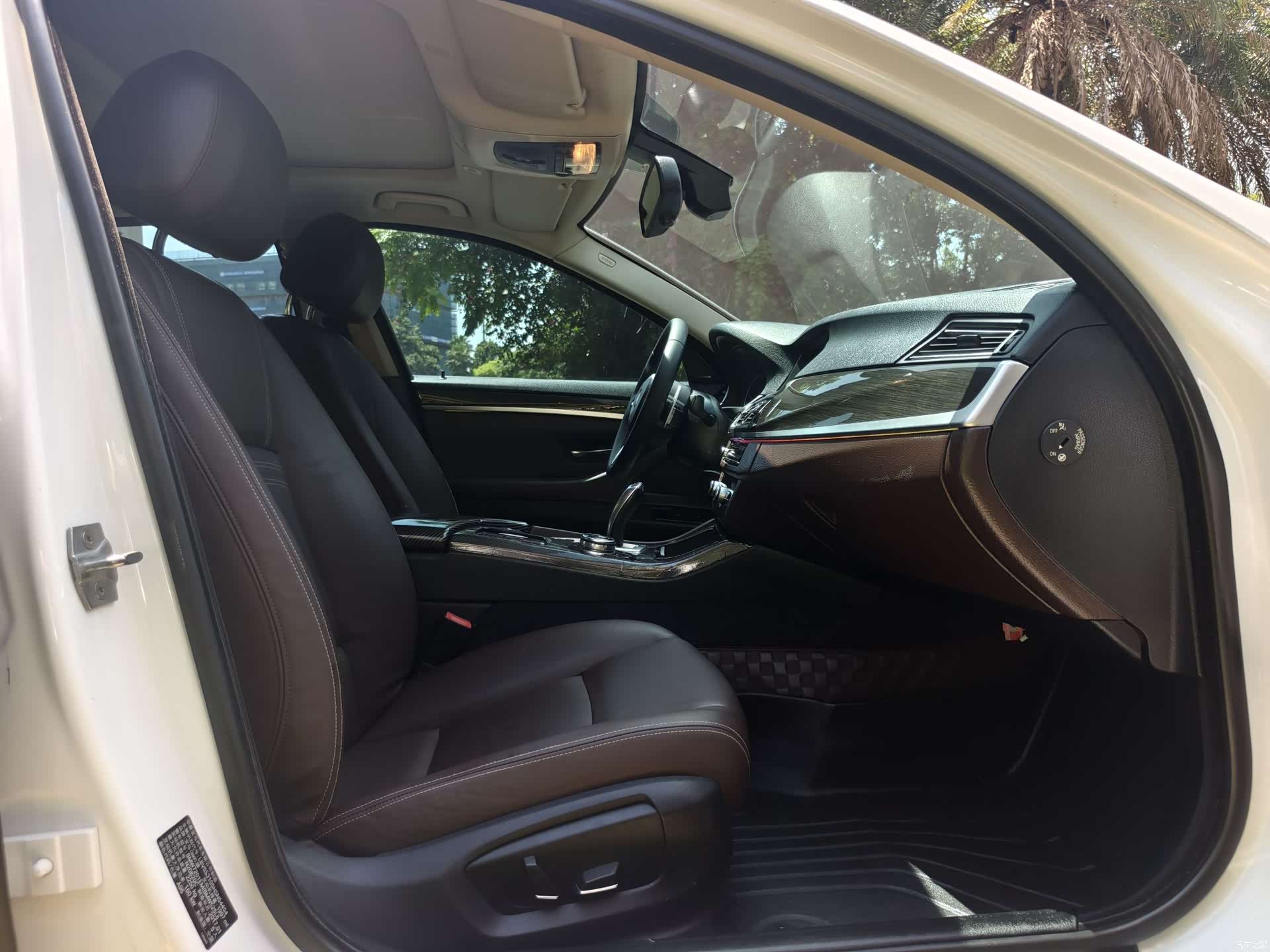 BMW 5 Series, 2017 11