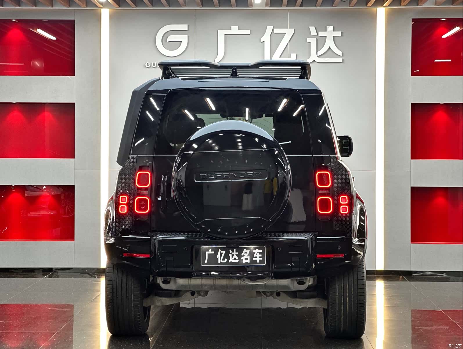 Land Rover Defender, 2020 24
