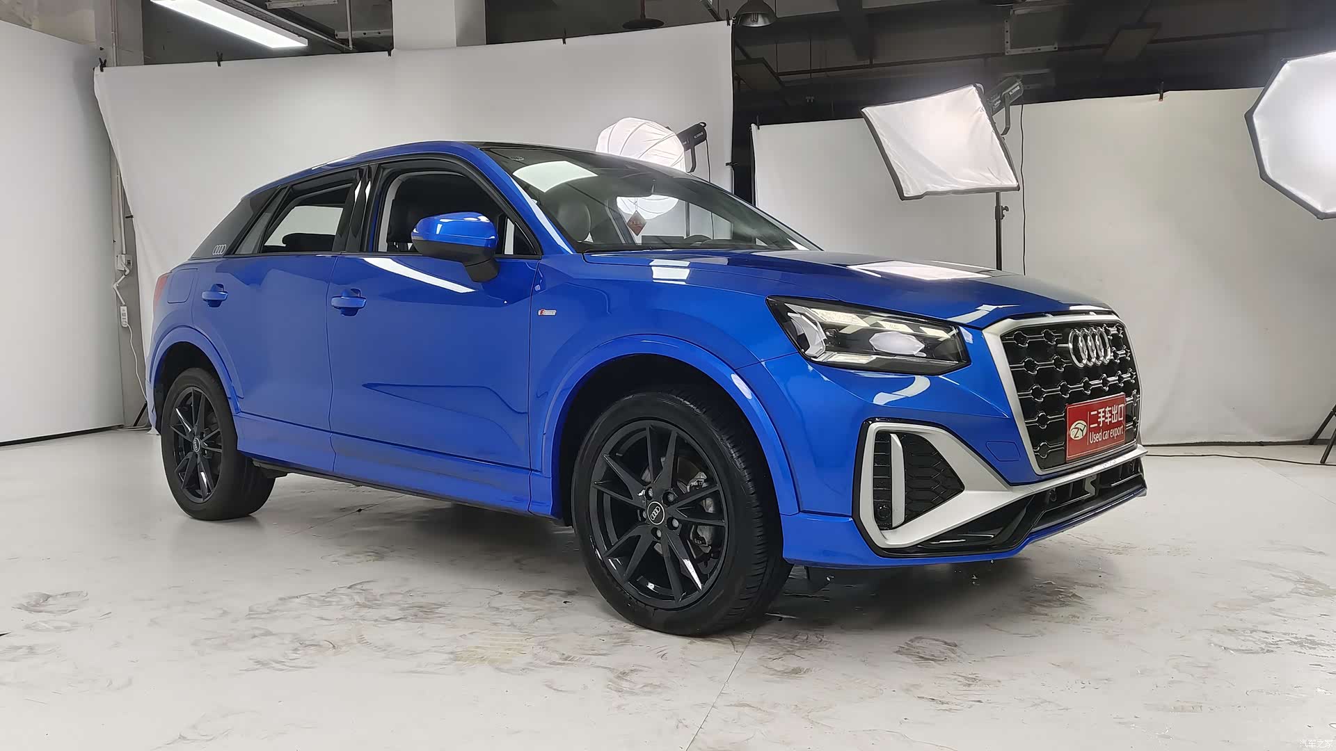Audi Q2L, 2023 2