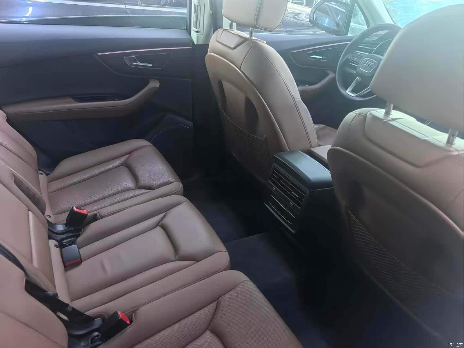 Audi Q7, 2023 все фото