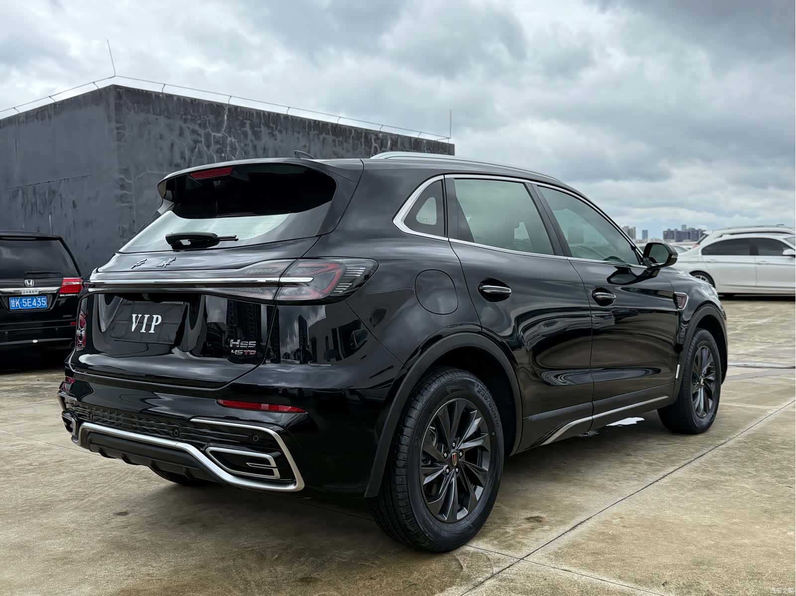 Hongqi HS5, 2024 16