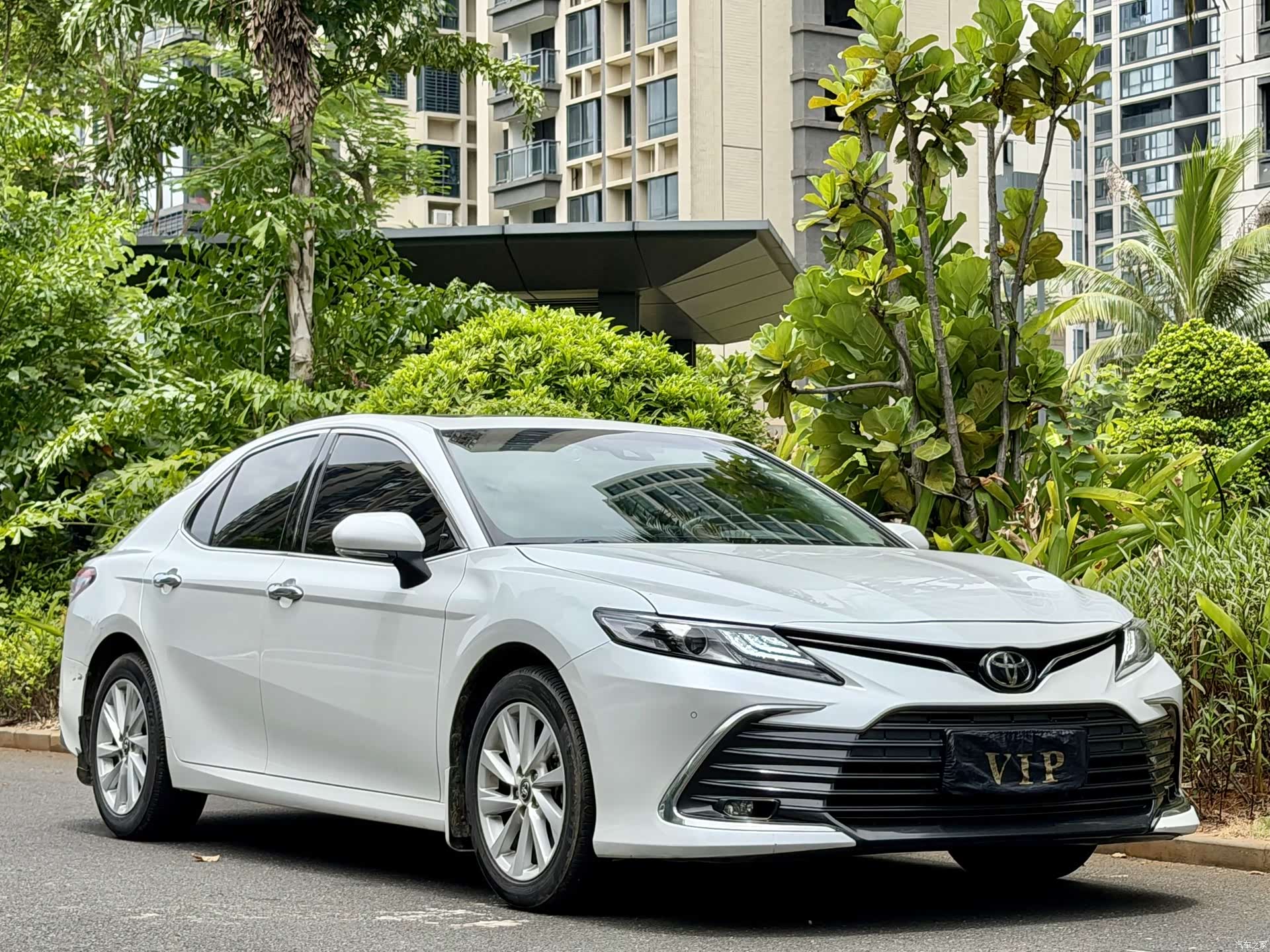 Toyota Camry, 2021 3