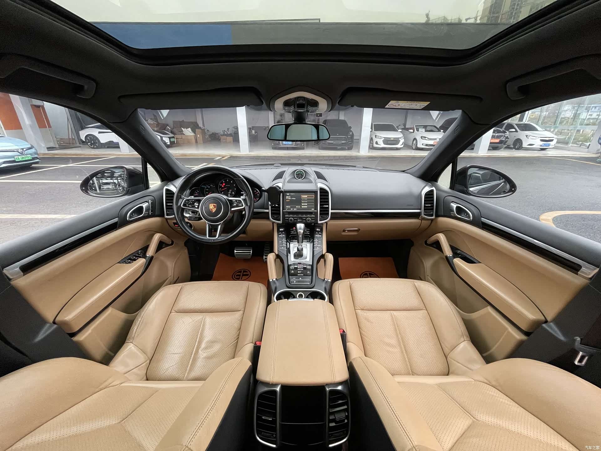 Porsche Cayenne, 2015 10
