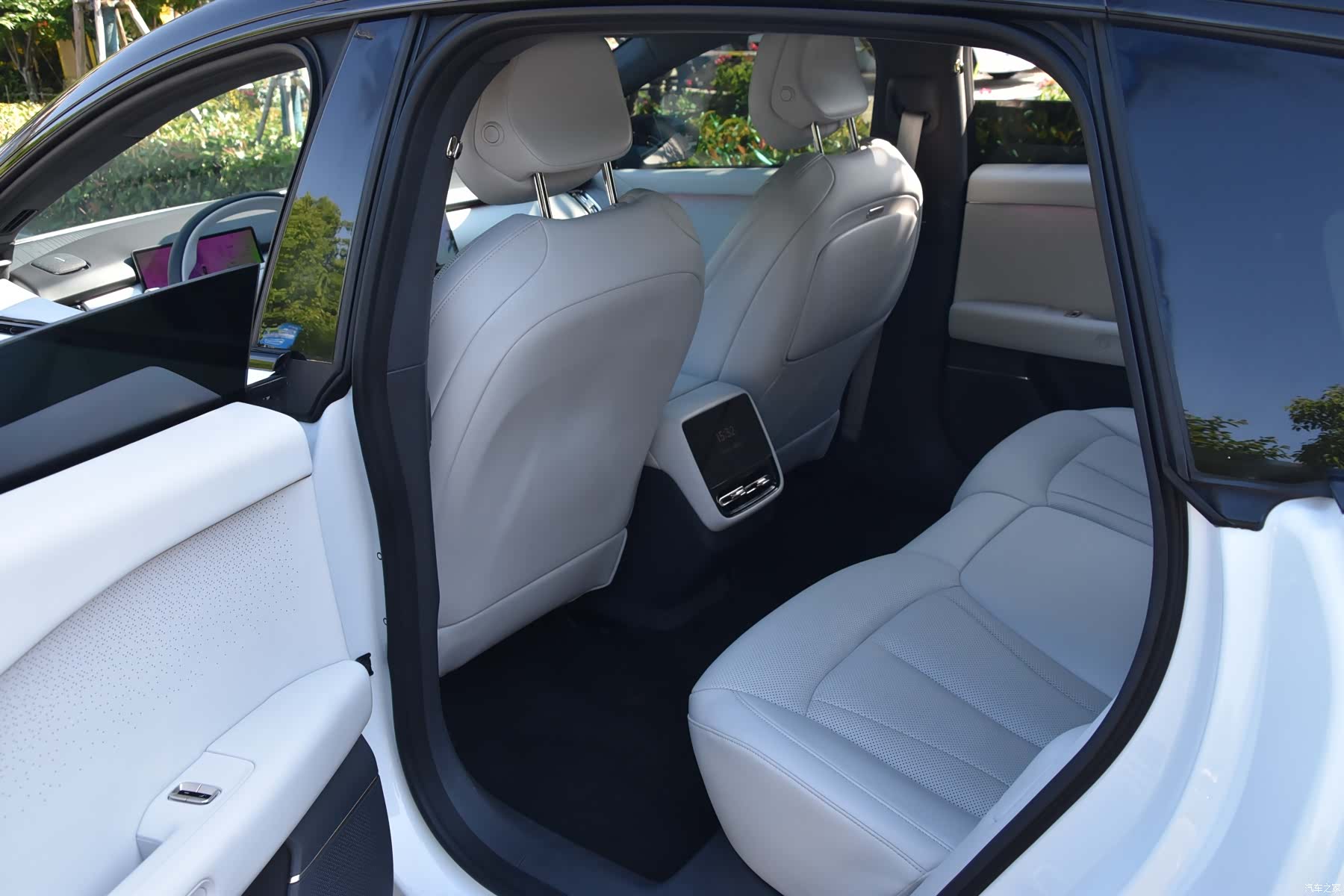 Xpeng P7, 2024 10