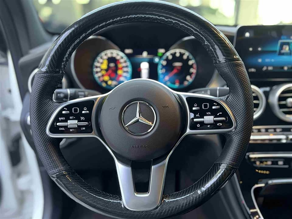 Mercedes-Benz GLC Mercedes-Benz GLC