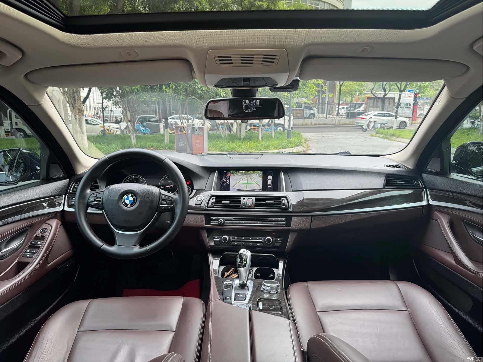 BMW 5 Series, 2016 9