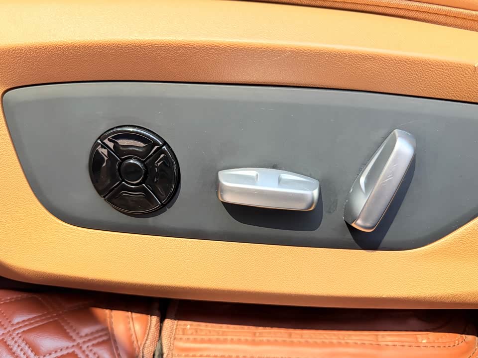 Li Auto Ideal ONE