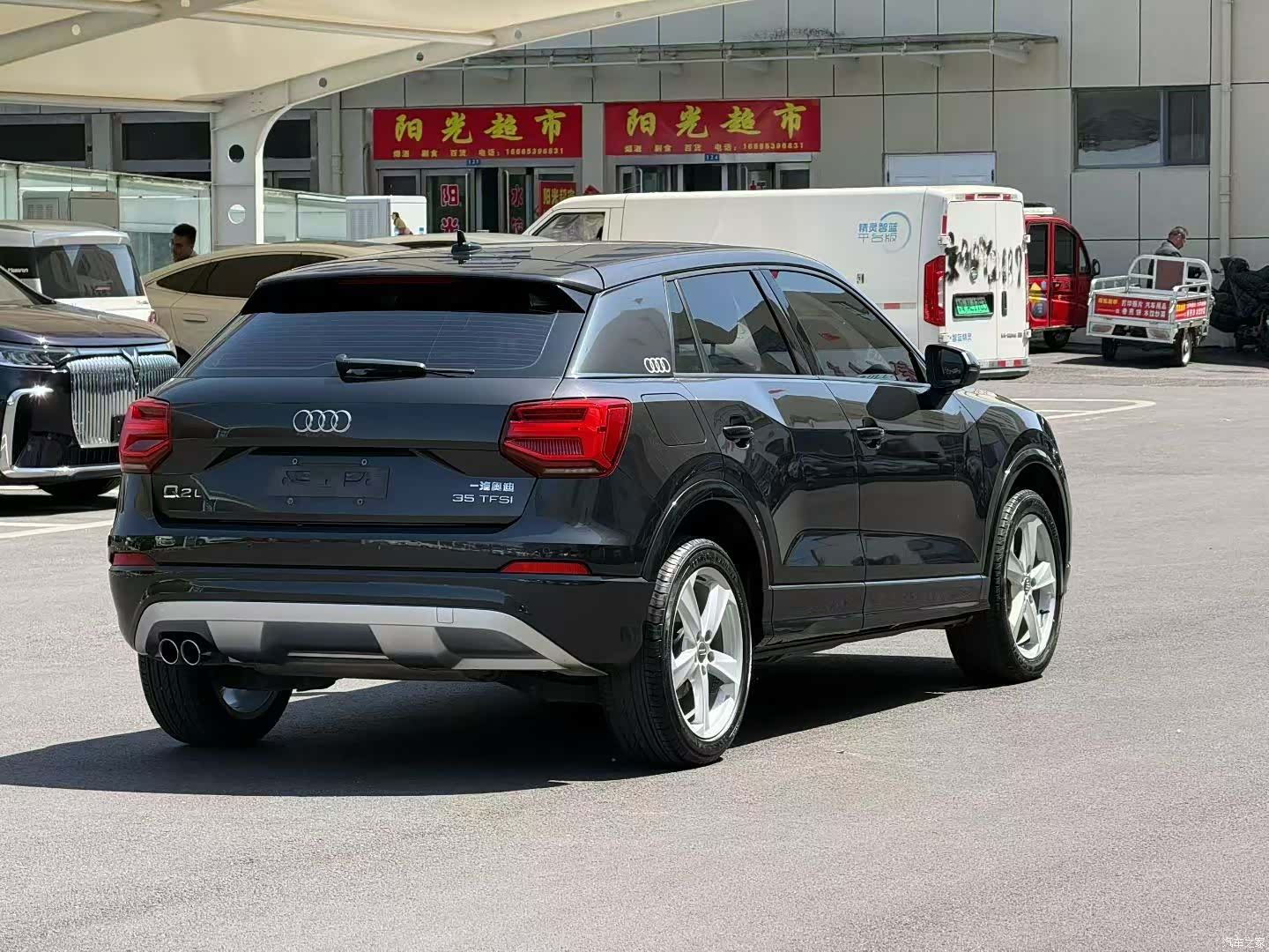 Audi Q2L, 2019 7