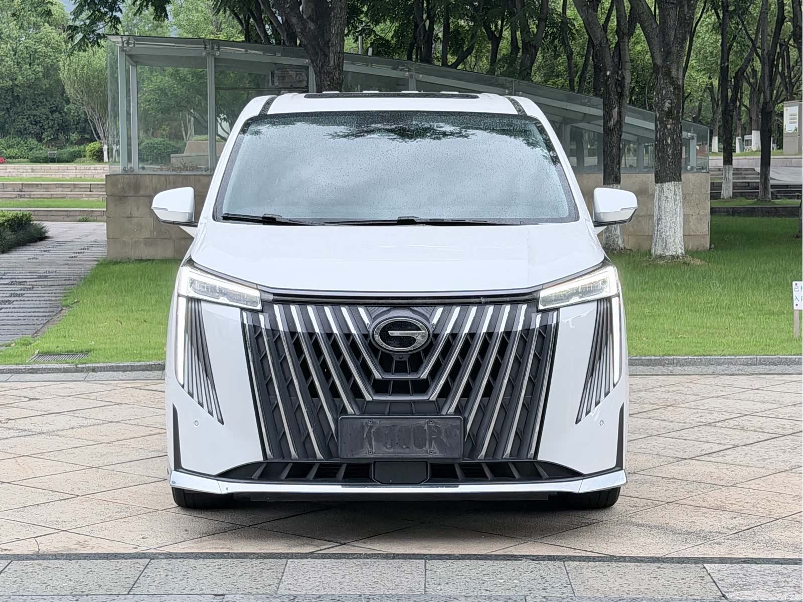 Trumpchi M8, 2023 2