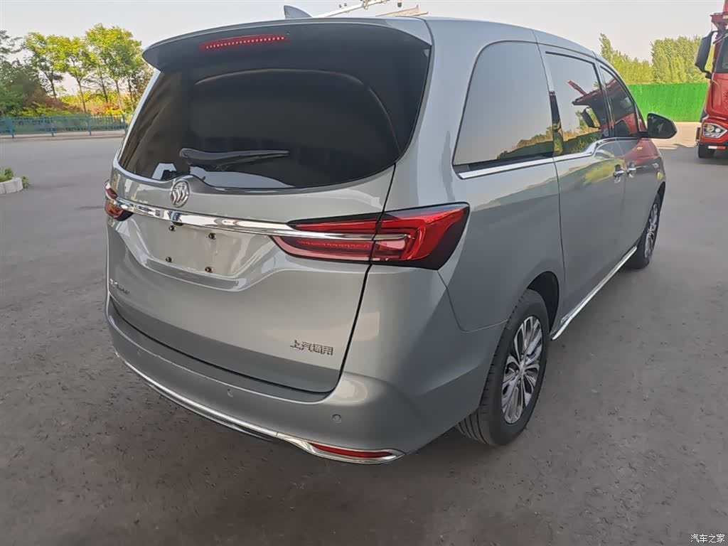 Buick GL8, 2023 7