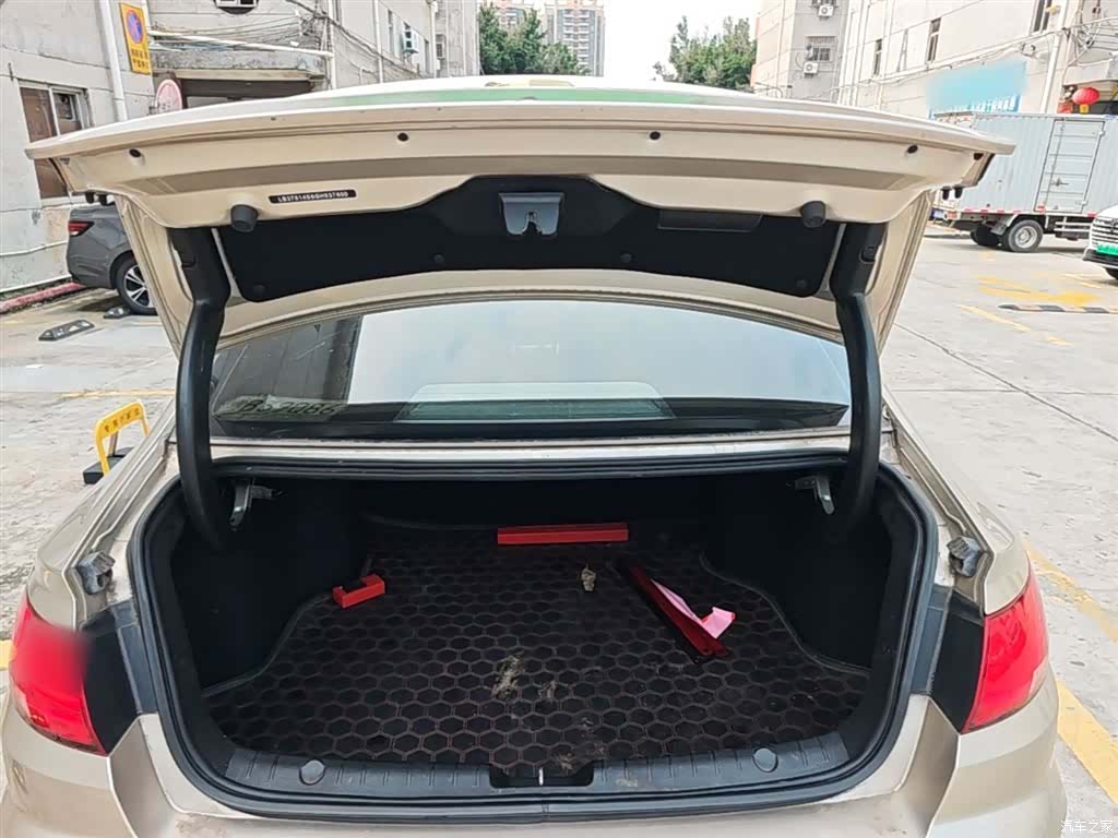 Geely Emgrand, 2016 19