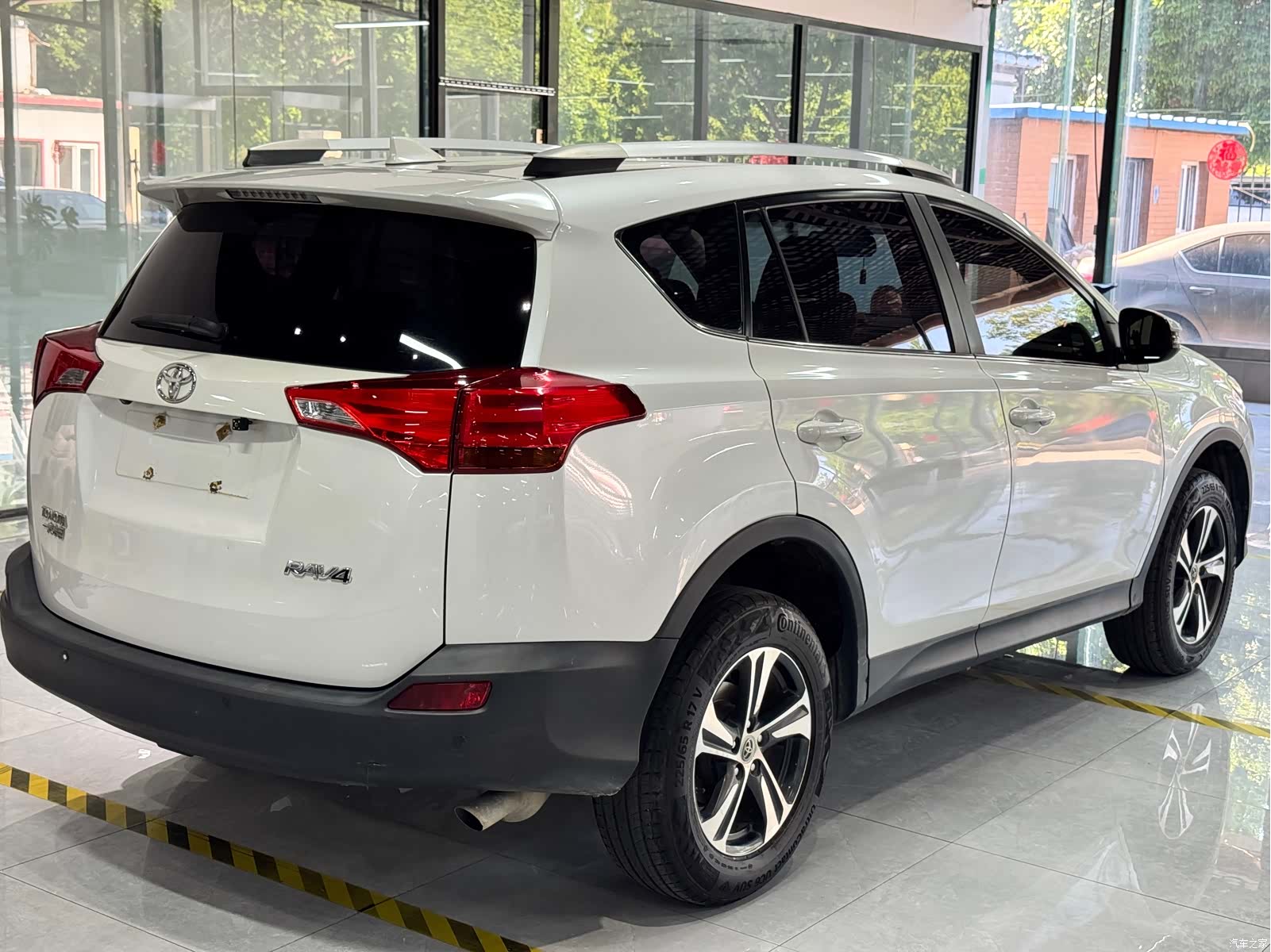 Toyota RAV4, 2016 6