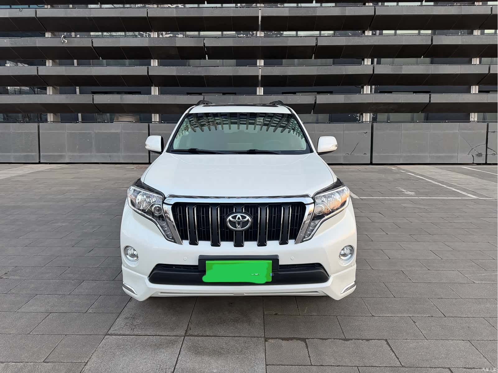 Toyota Prado, 2017 1