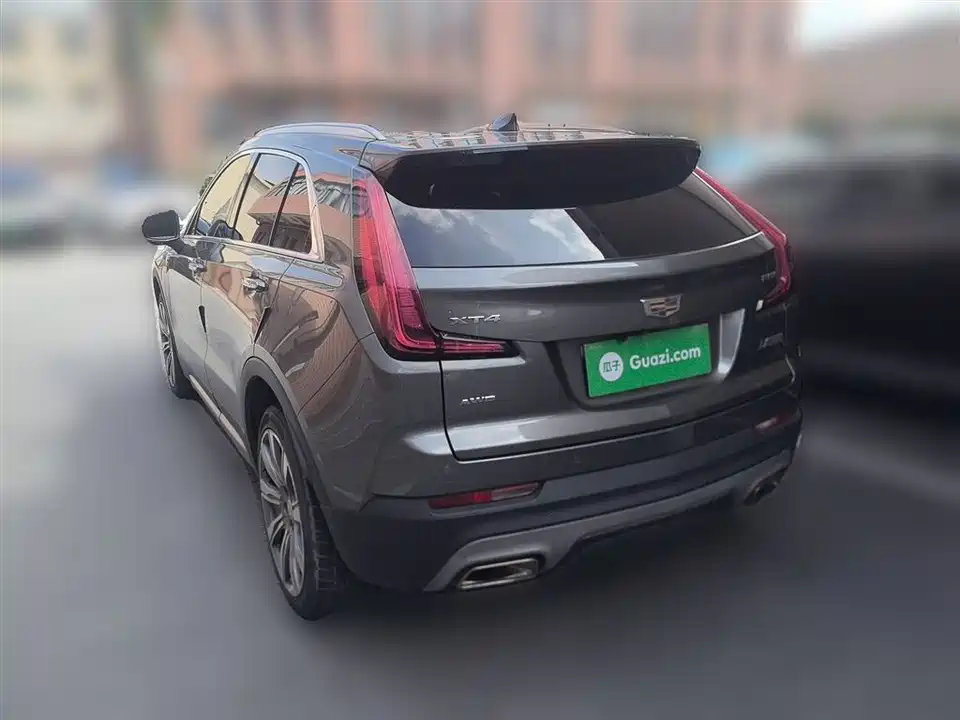 Cadillac XT4