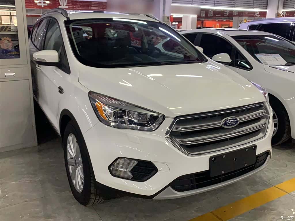Ford Kuga, 2018 7