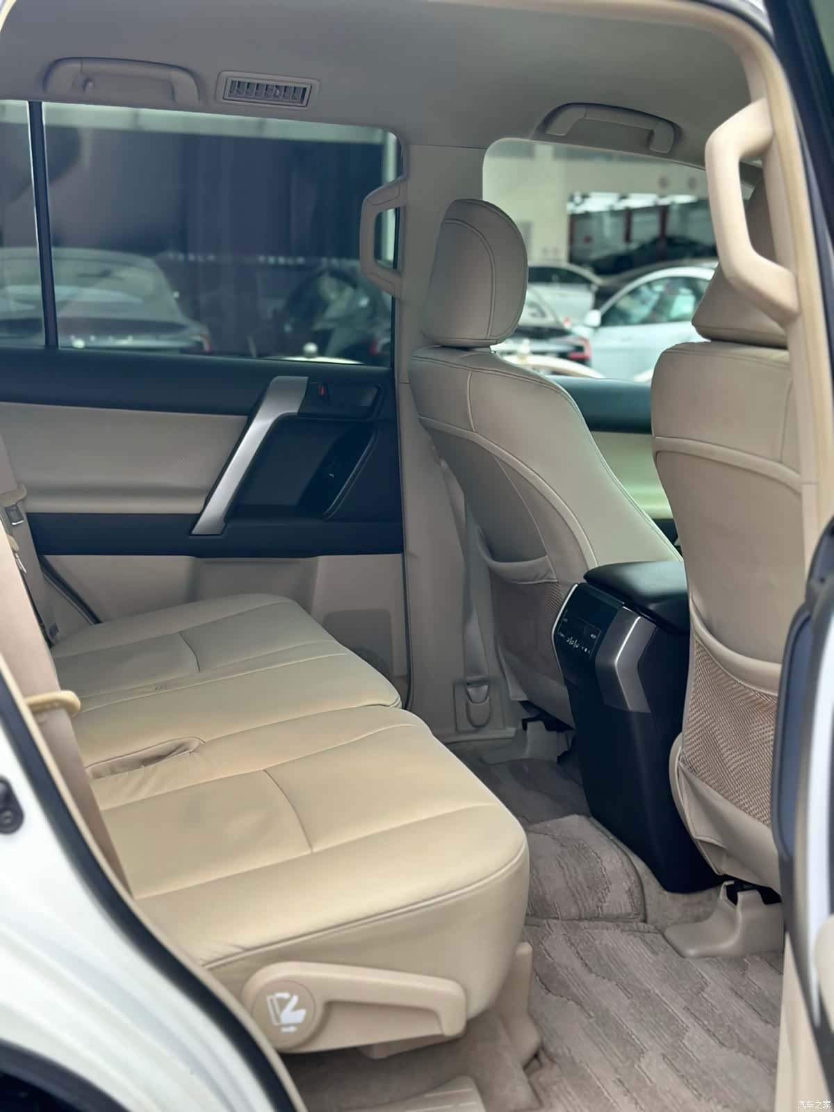 Toyota Prado, 2010 все фото