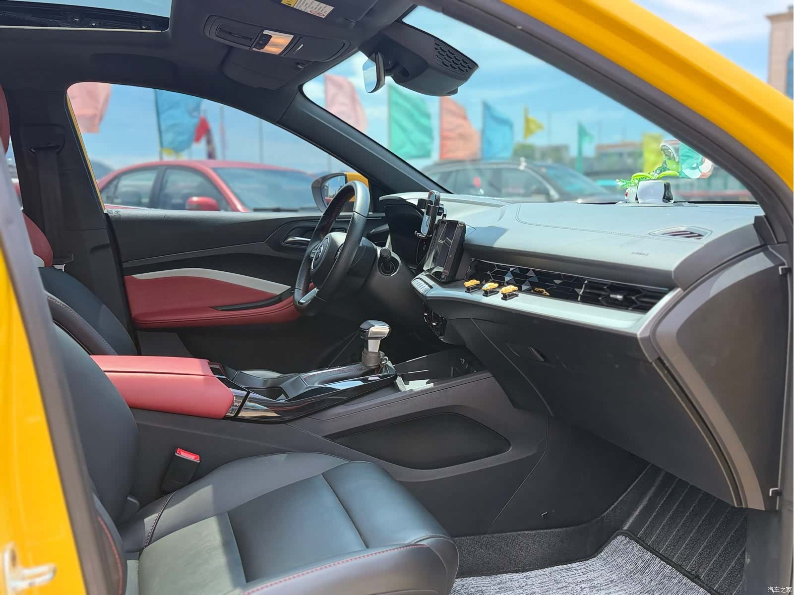 MG MG5, 2021 13