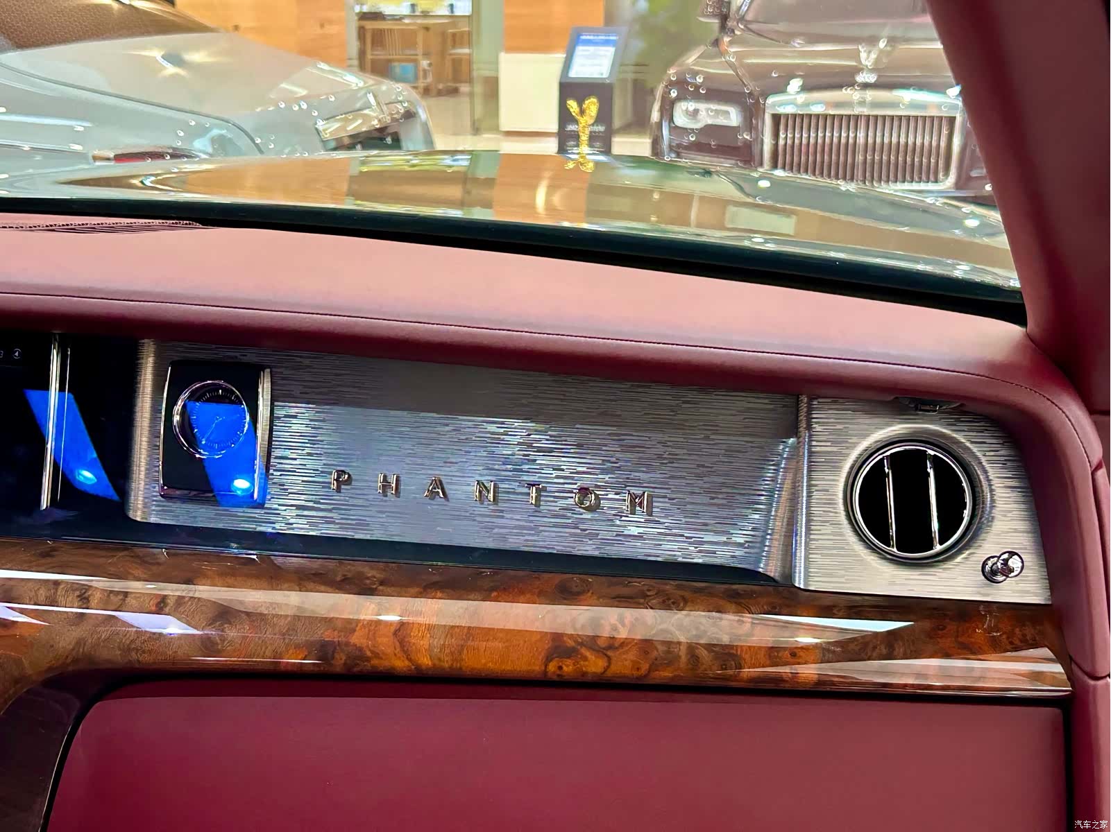 Rolls-Royce Phantom, 2019 6