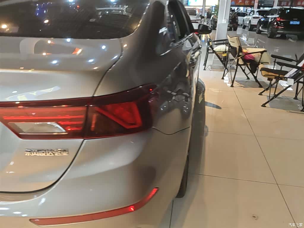 Kia K3, 2022 8