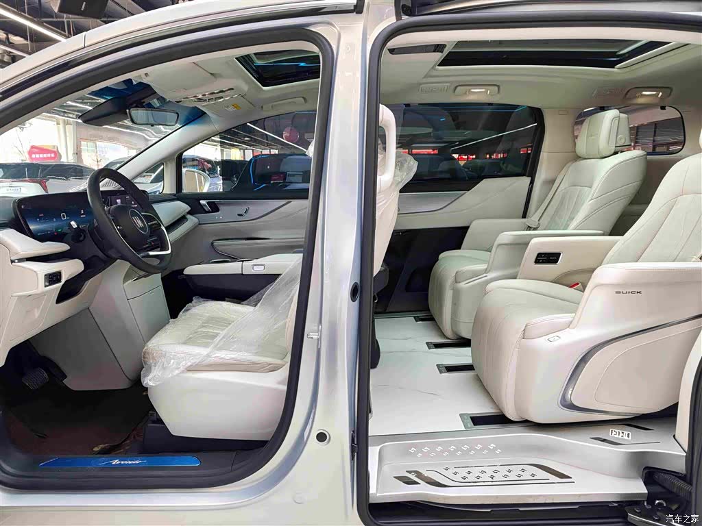 Buick GL8, 2025 7