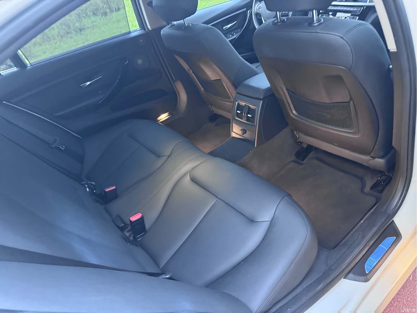 BMW 3 Series, 2017 12