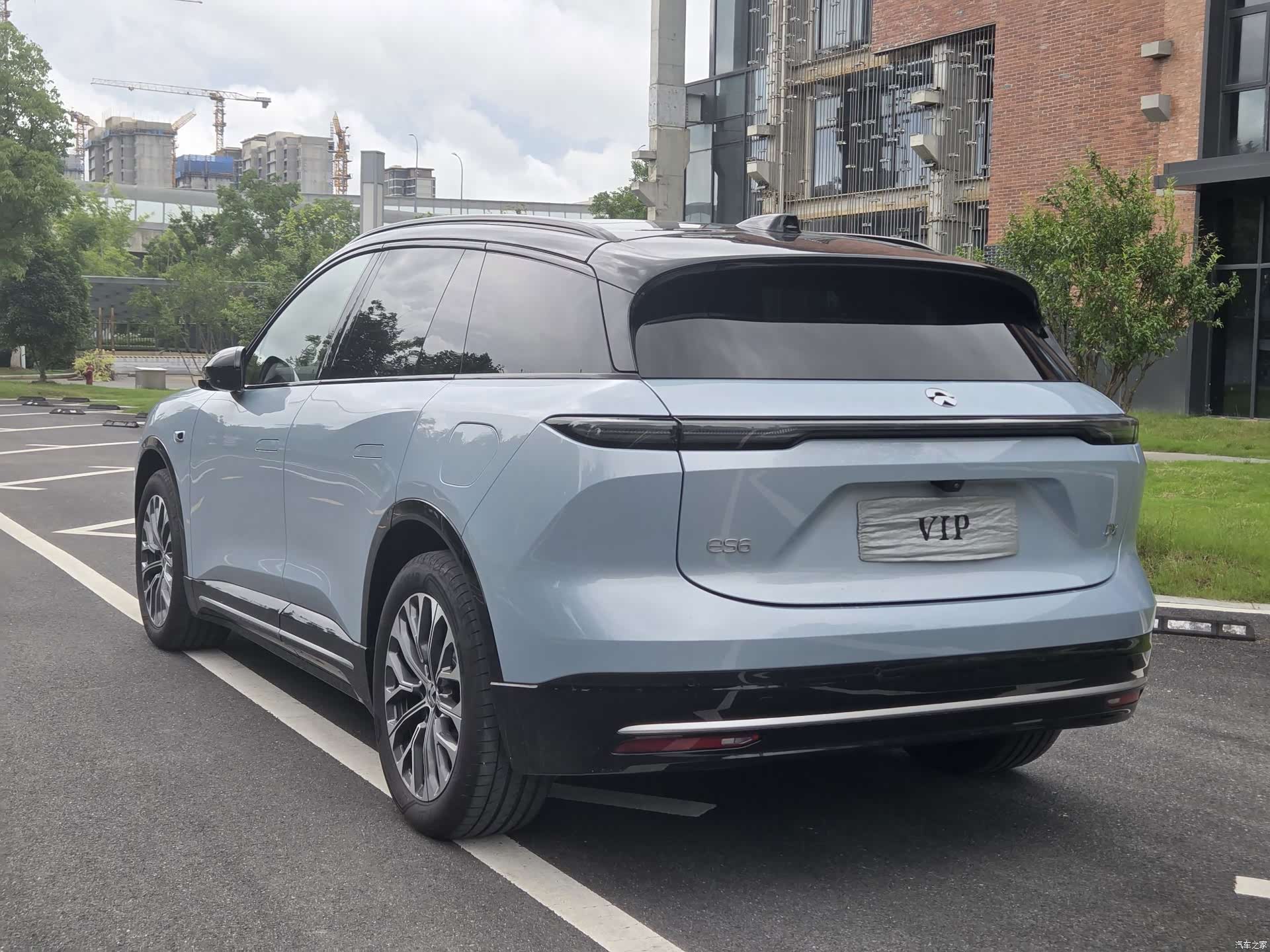 NIO ES6, 2026 10