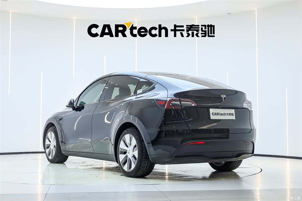 Tesla Model Y, 2023 8
