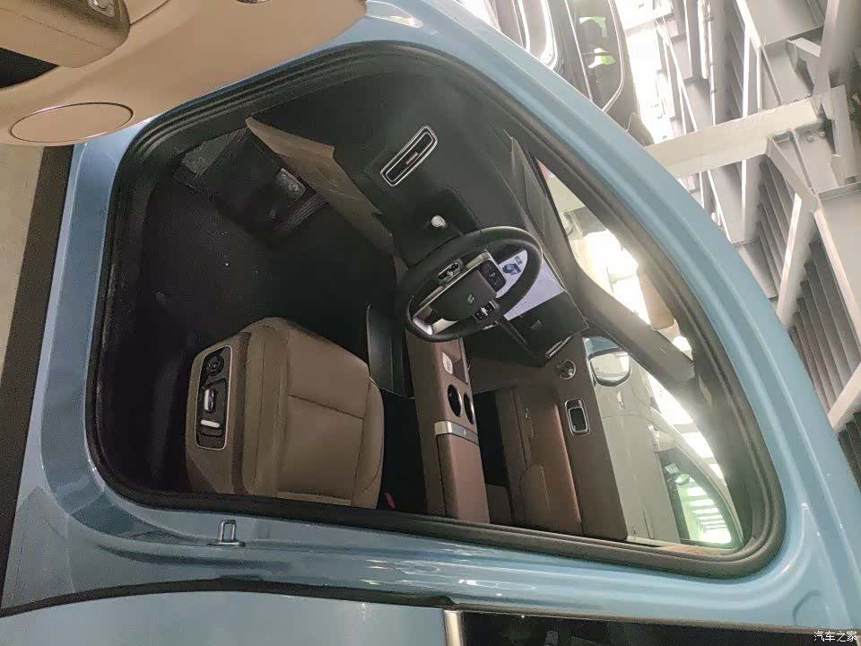 Li Auto L7, 2025 все фото
