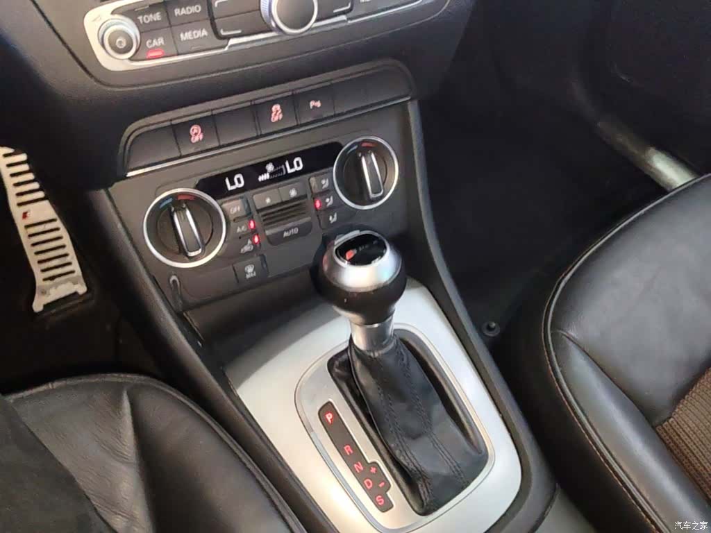 Audi Q3, 2016 14