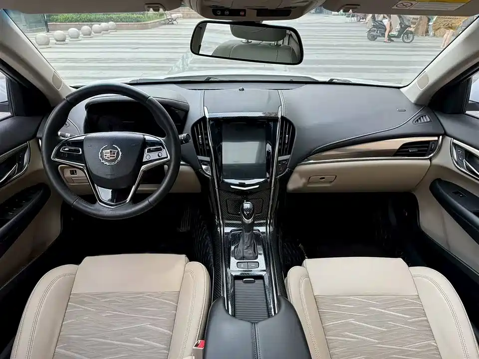 Cadillac ATS-L