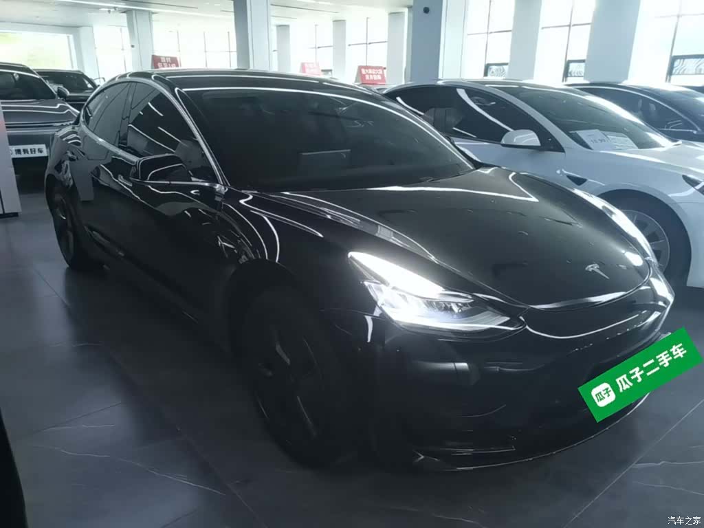 Tesla Model 3, 2020 4