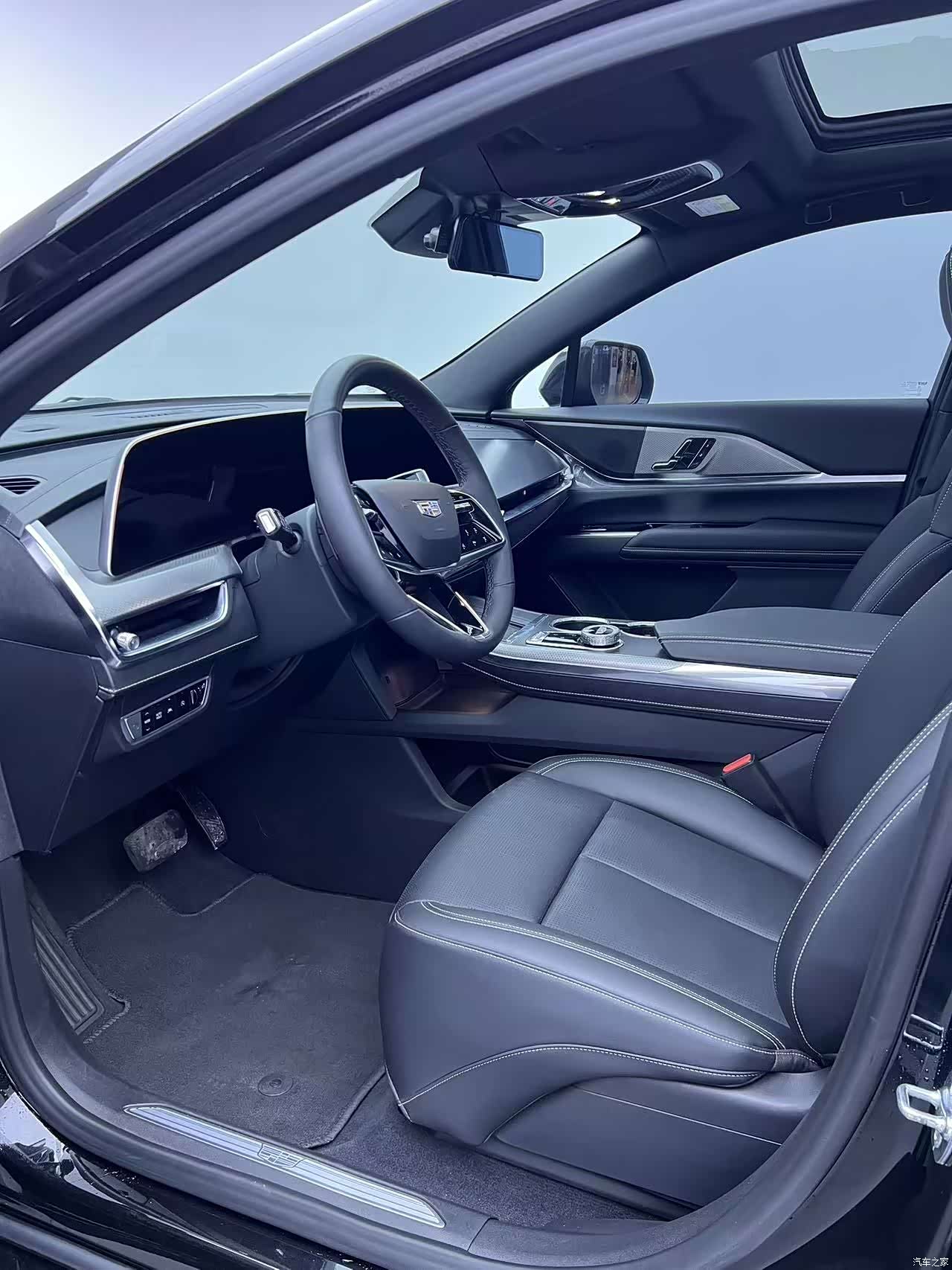 Cadillac XT5, 2025 7