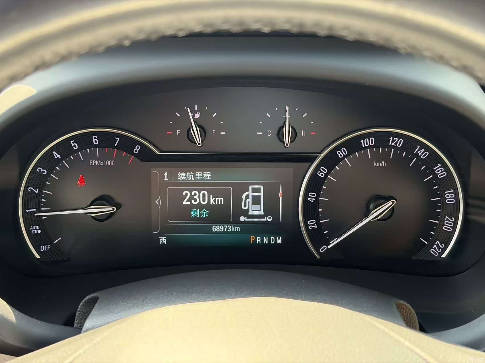 Buick GL8, 2017 15