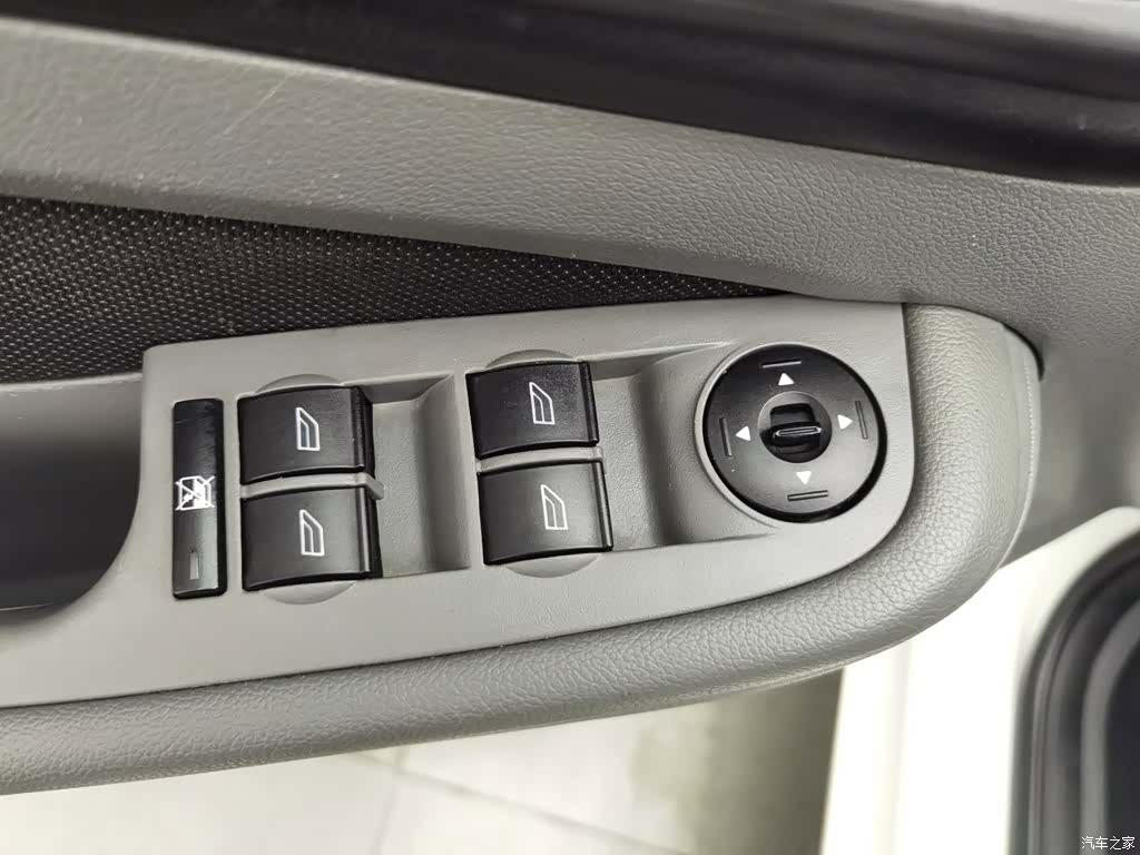 Ford Focus, 2016 9