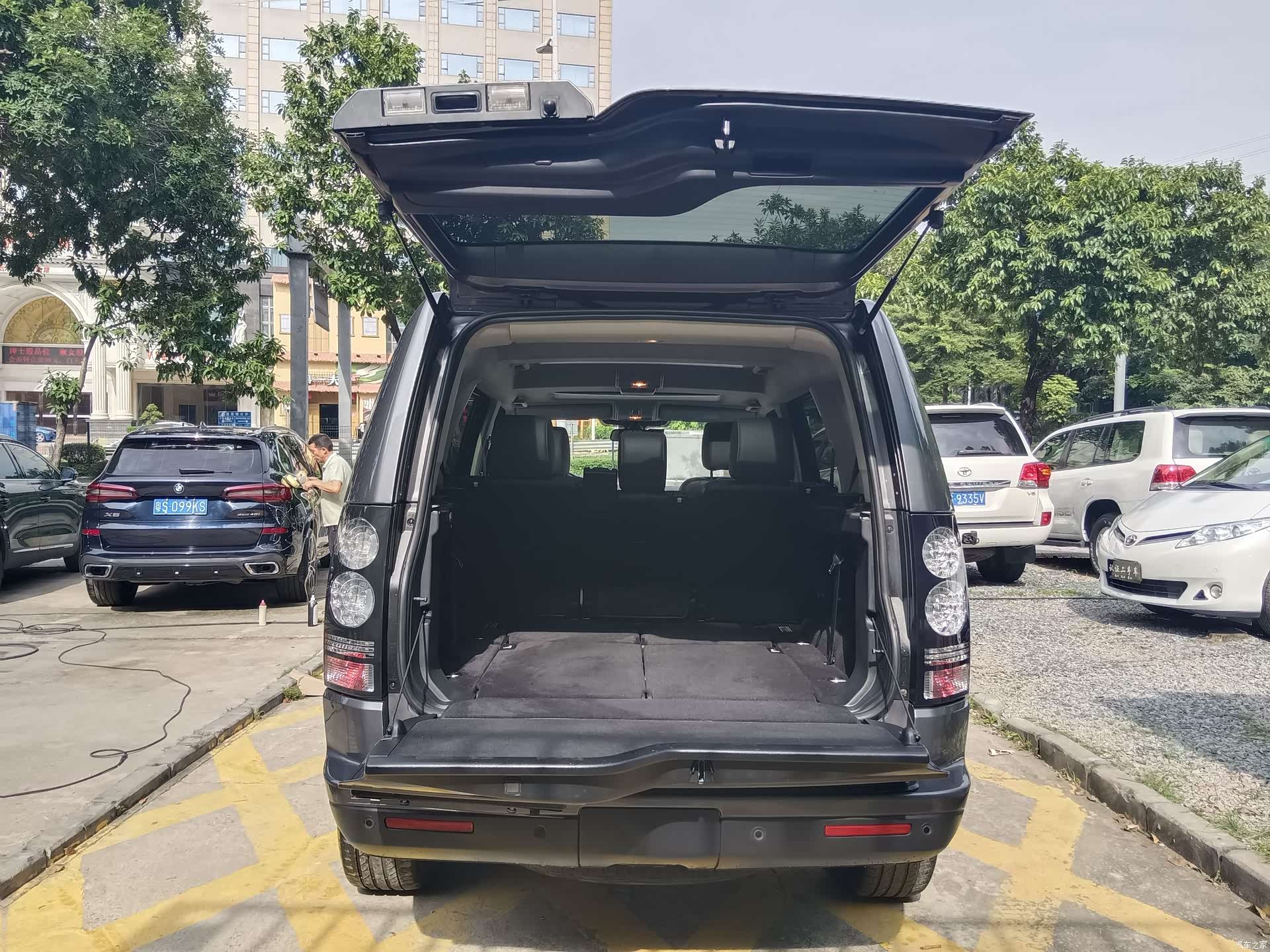Land Rover Discovery, 2016 15