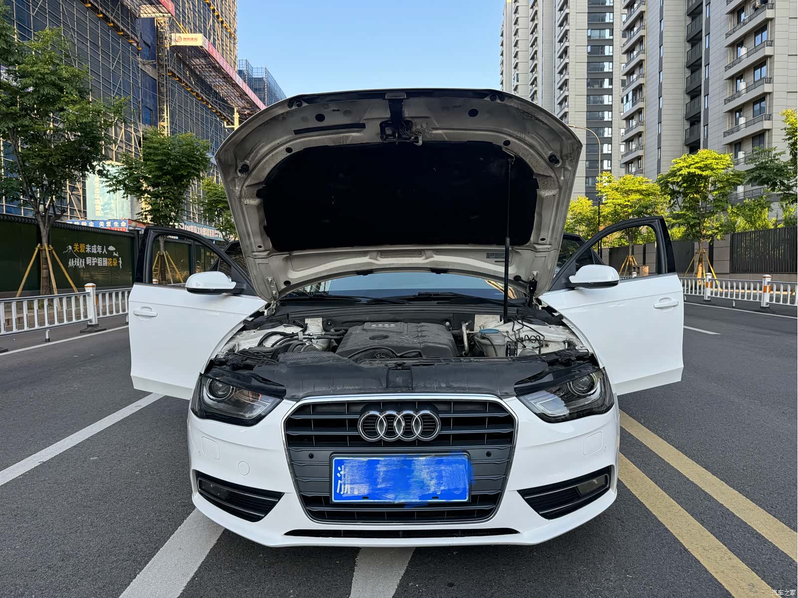 Audi A4L, 2014 15