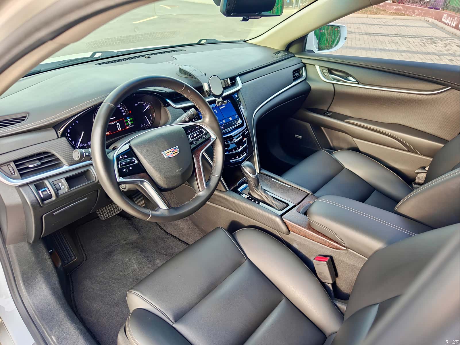 Cadillac XTS, 2019 7