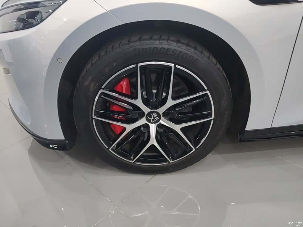 BYD Han, 2025 23