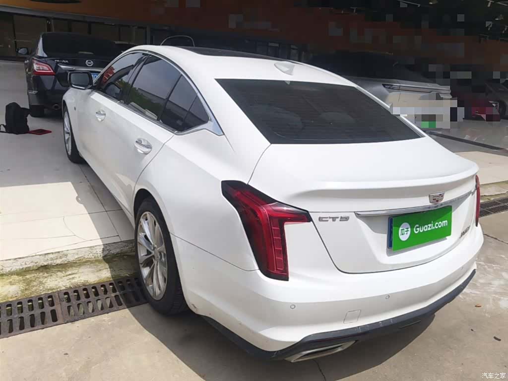 Cadillac CT5, 2022 все фото