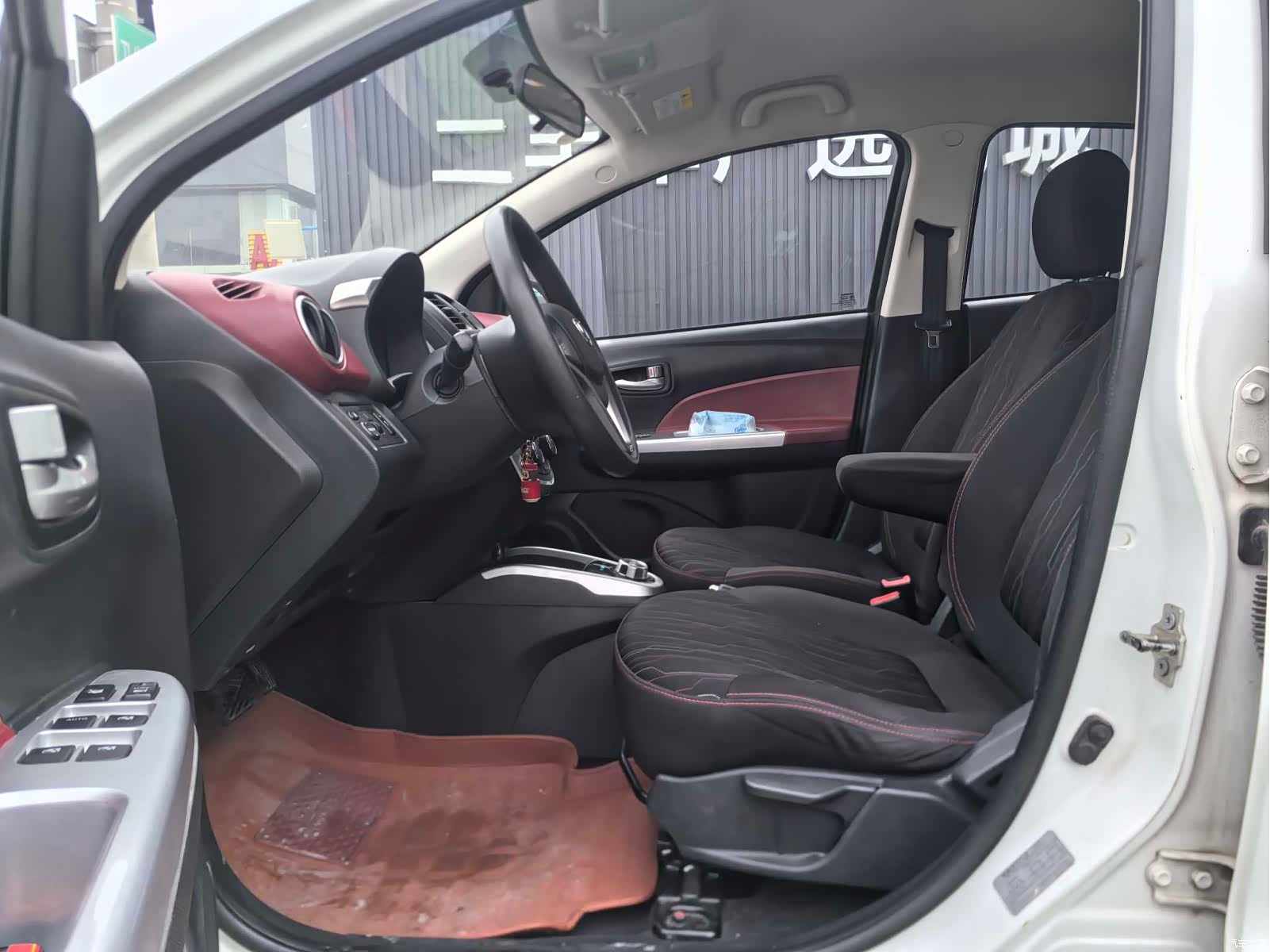 Changan EV360, 2019 6
