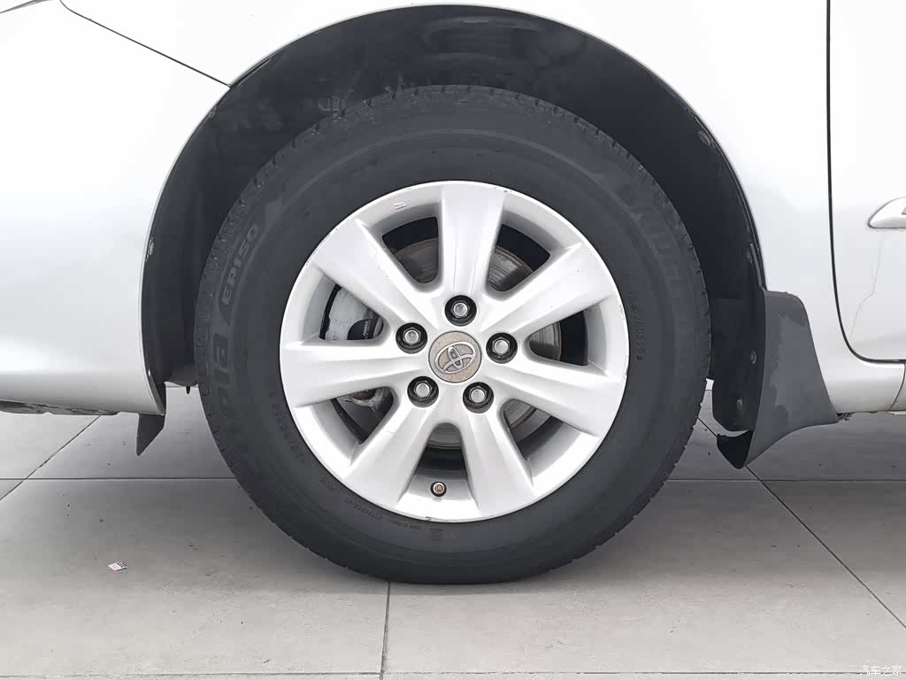 Toyota Corolla, 2010 17