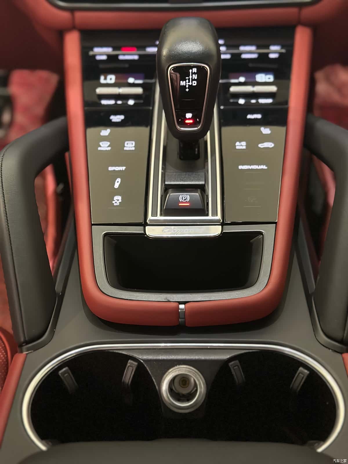 Porsche Cayenne, 2019 12