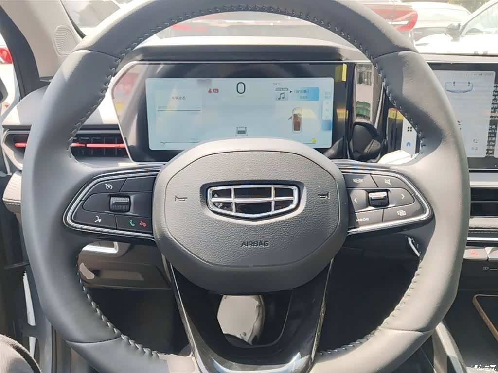 Geely Binray, 2026 11