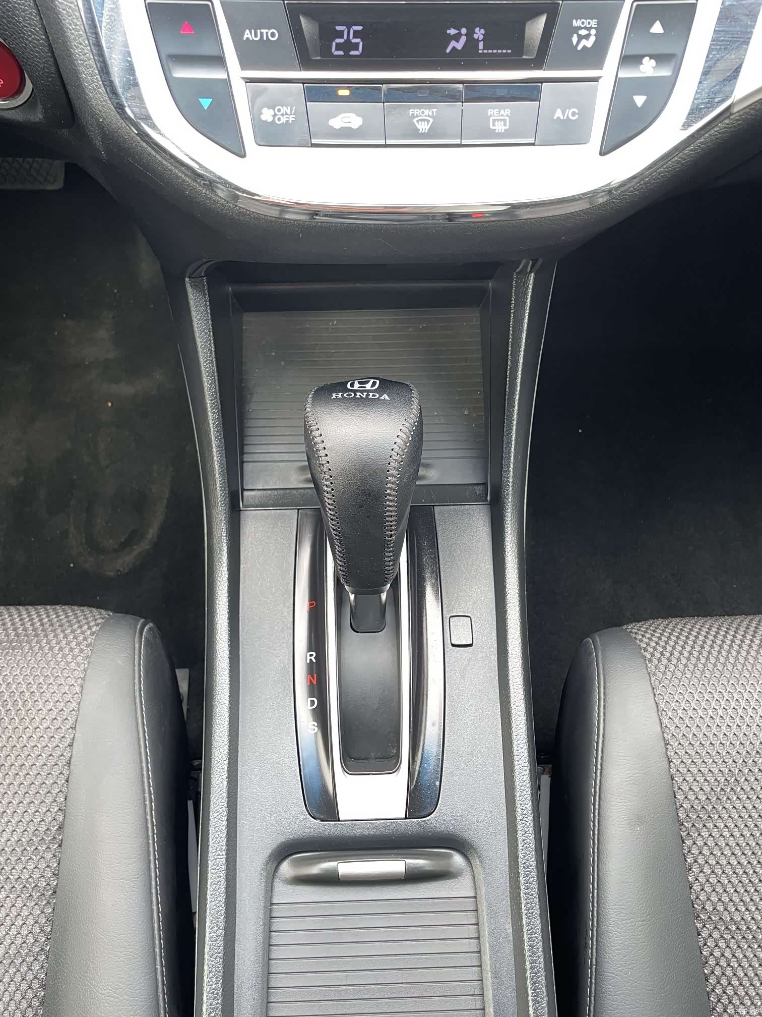 Honda Jade, 2014 8