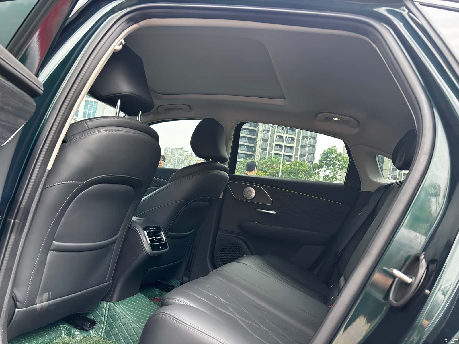 Chery Arrizo 8, 2025 все фото