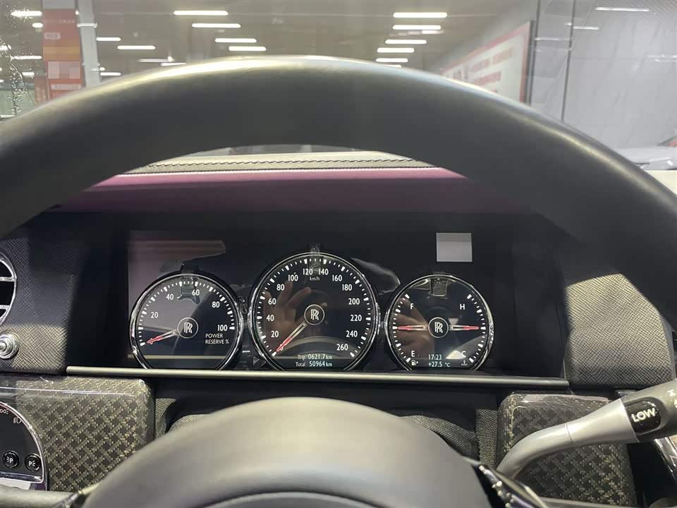 Rolls-Royce Cullinan Rolls-Royce Cullinan