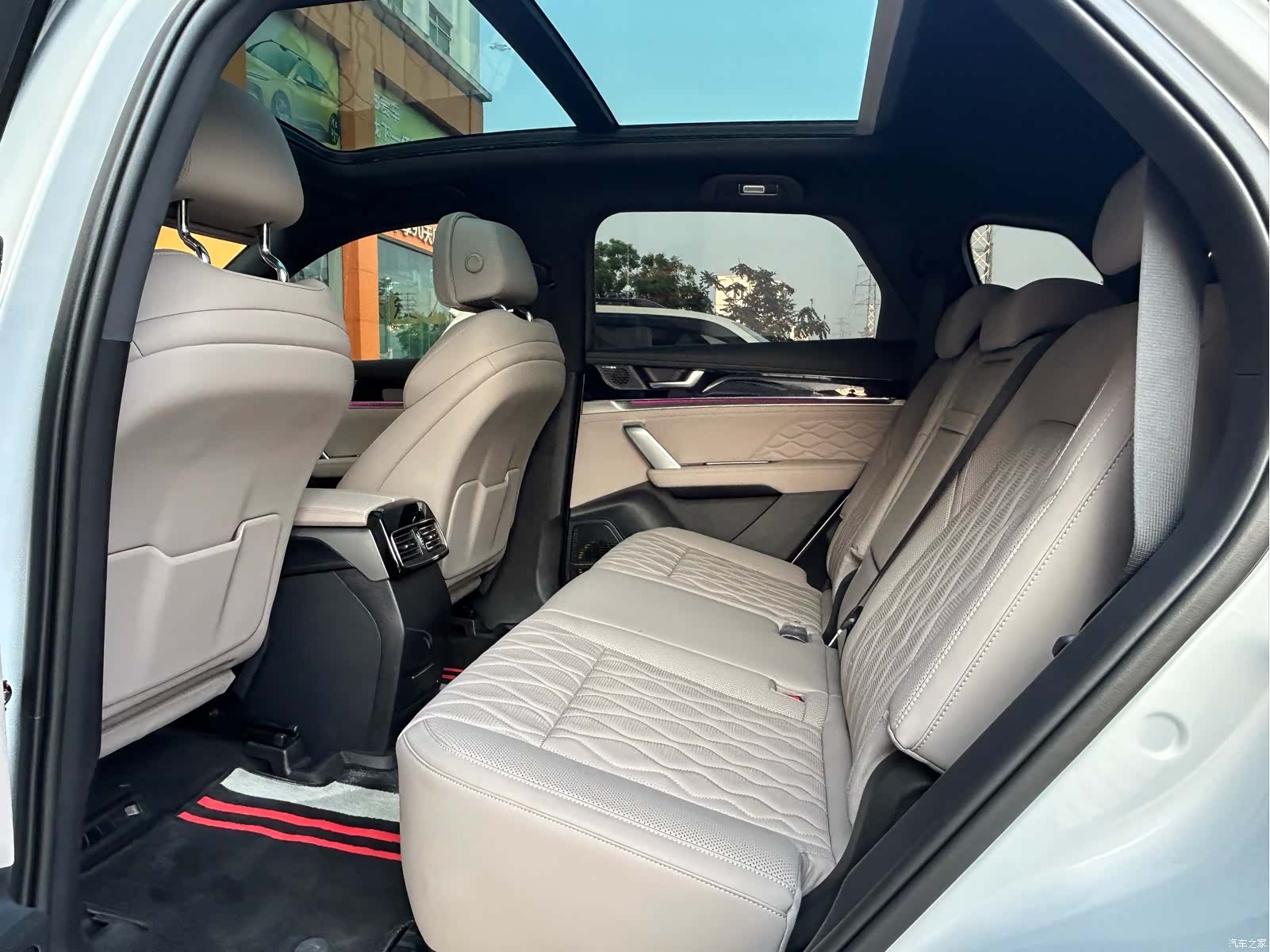 BYD Tang, 2025 12