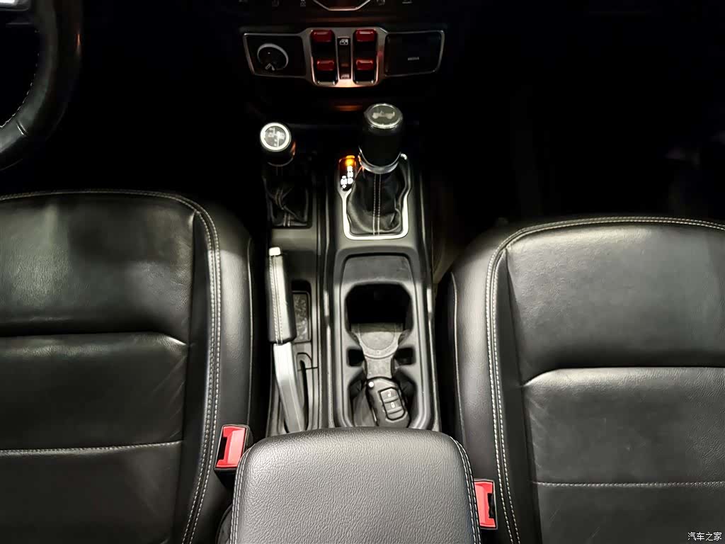 Jeep Wrangler, 2021 19