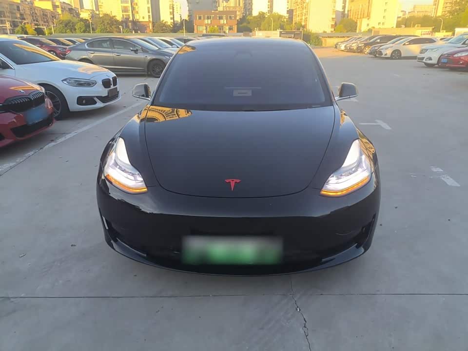 Tesla Model 3 Tesla Model 3